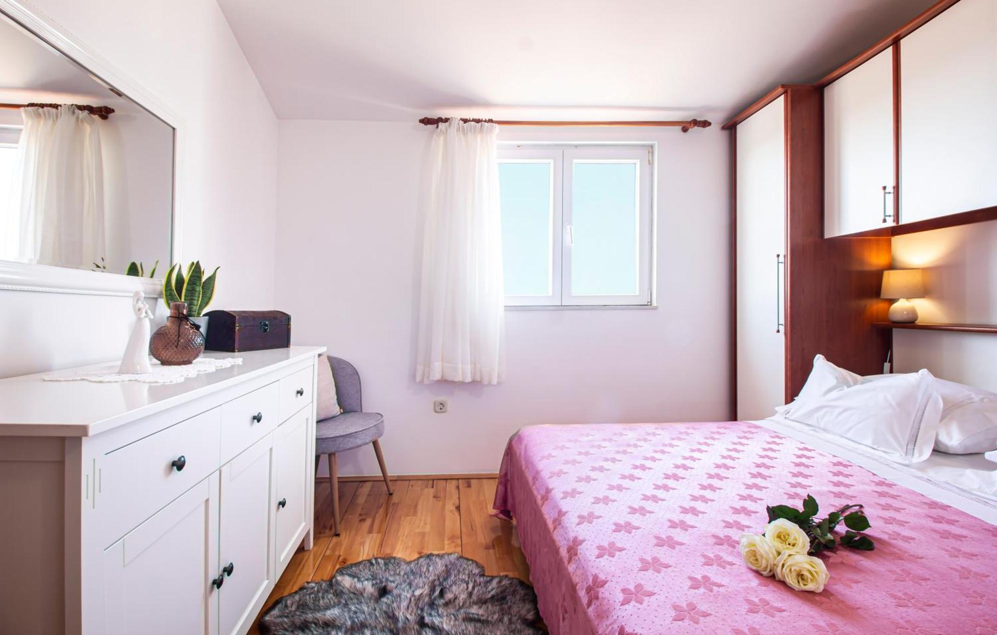 Apartment Anita With Amazing Sea View ماكارسكا المظهر الخارجي الصورة