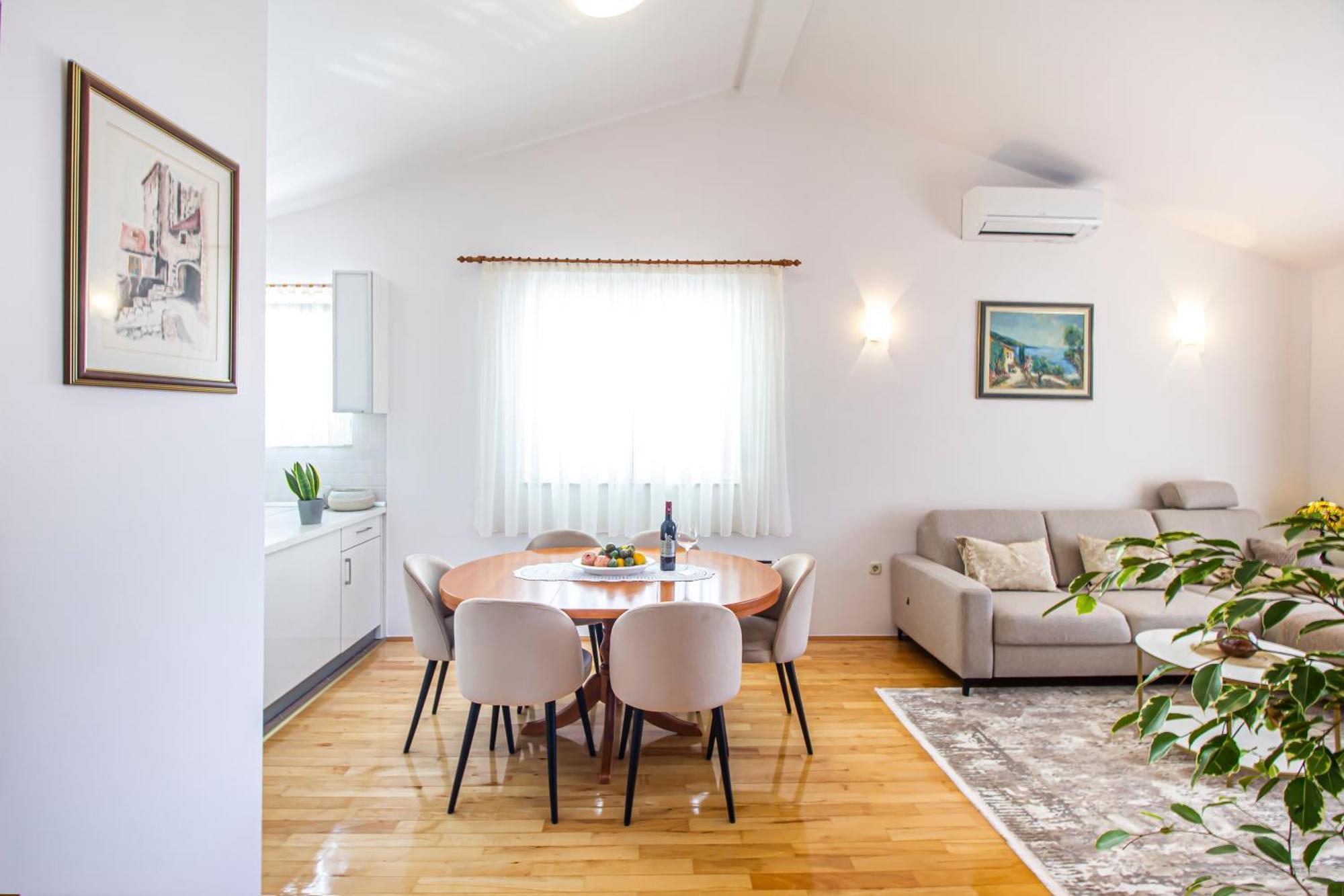 Apartment Anita With Amazing Sea View ماكارسكا المظهر الخارجي الصورة