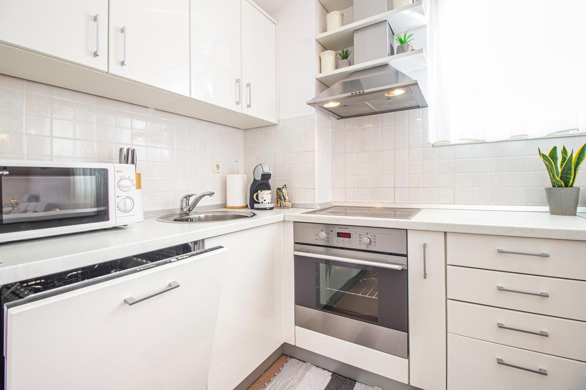 Apartment Anita With Amazing Sea View ماكارسكا المظهر الخارجي الصورة